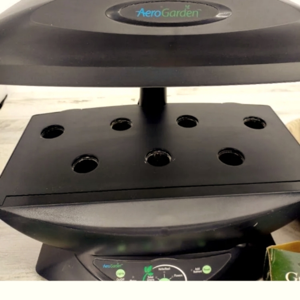 AeroGarden hydroponic Grow system